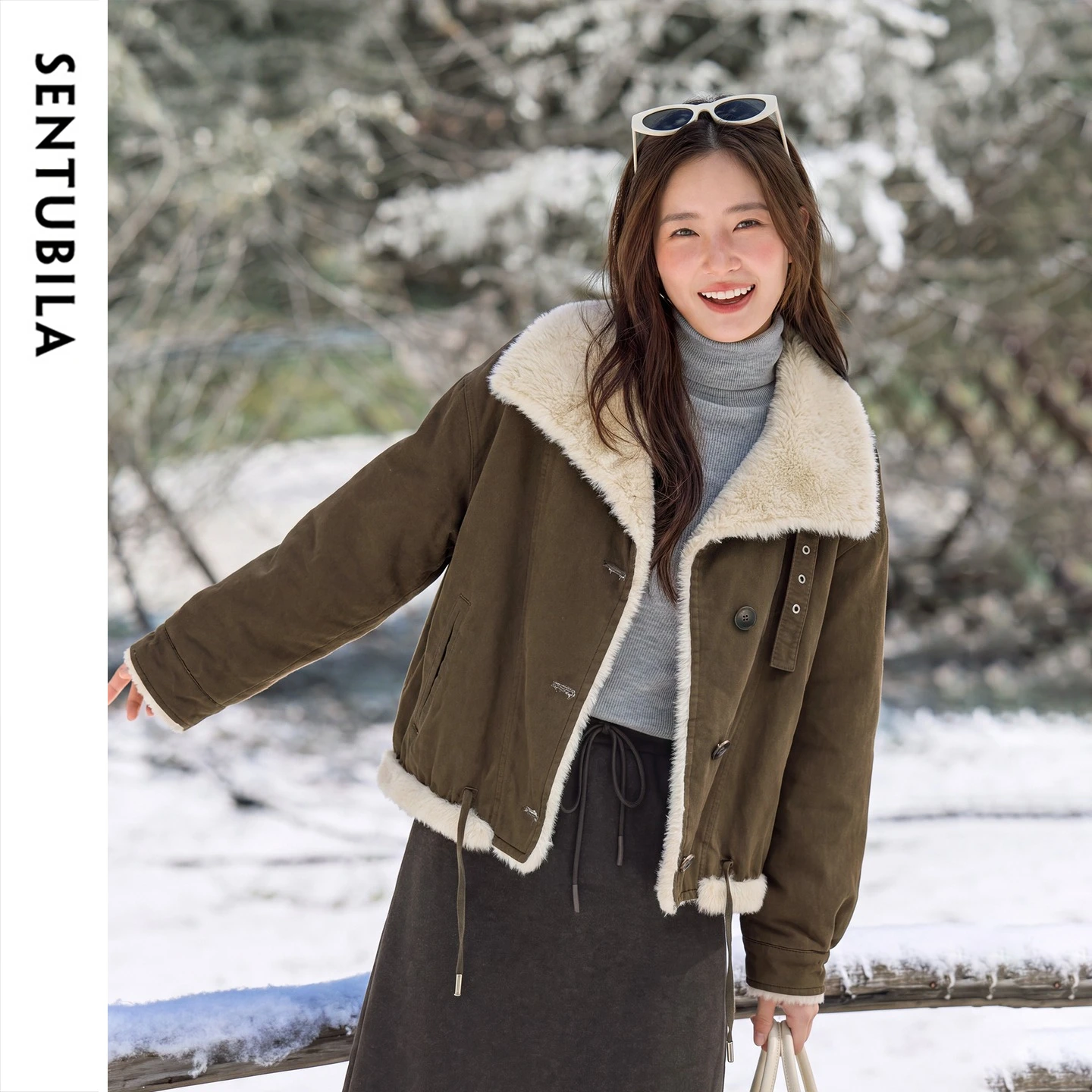 SENTUBILA Women Faux Fur Fluffy Coat 2026 Winter New Stand Turn Down Collar 2 Ways To Wear Loose Vintage Daily Jackets W64WM8904
