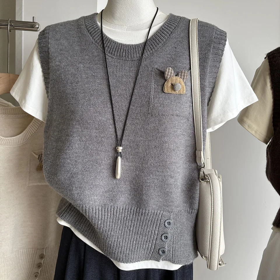 Gray Knitted Vest Women's round Neck Short Style Layering Tank Top Lazy High-End Feeling Autumn Winter New Arrival Fashionable