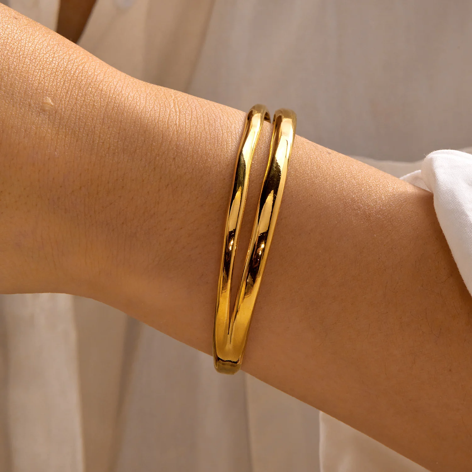 3D-Blattvenen-Textur Offener Armreif aus Edelstahl, Naturinspiriertes Mehrschichtiges Botanisches Armband für Frauen, Verstellbar – Detail 4