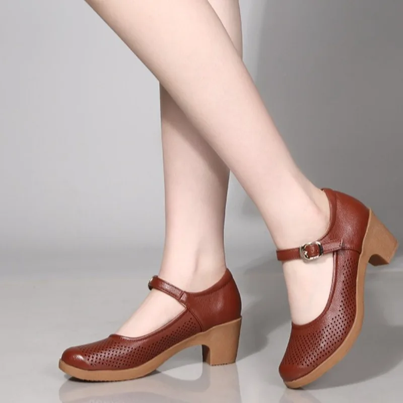 Women Shoes Summer Hollow Out Leather Casual Shoe Classic Round Head Thick Heel Dance Shoes Thick Heel Single Shoe Zapatos Mujer