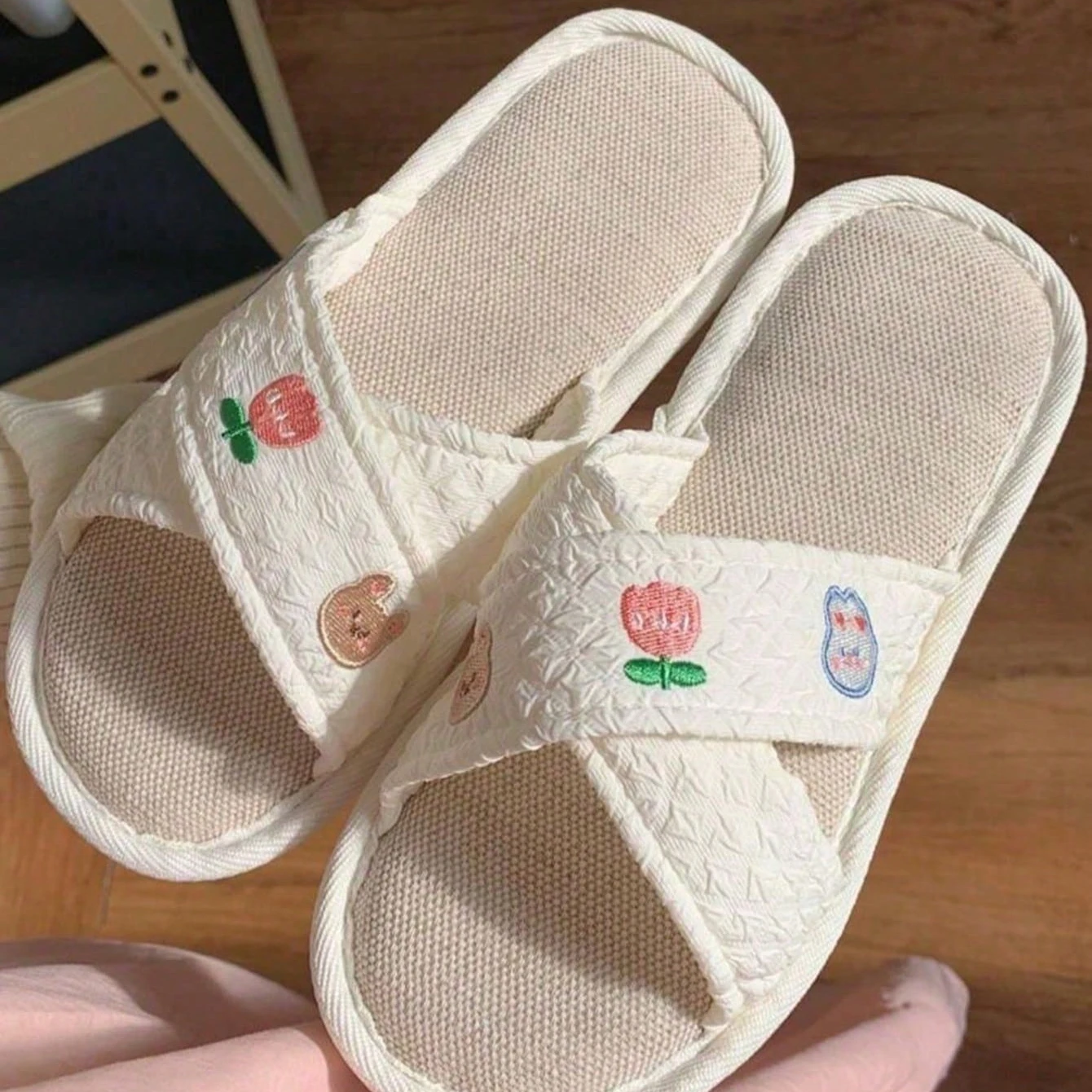Women Home Slippers beige casual cute floral bear and rabbit pattern design Fashion Soft Comfy Indoor Non-slip Light Female New