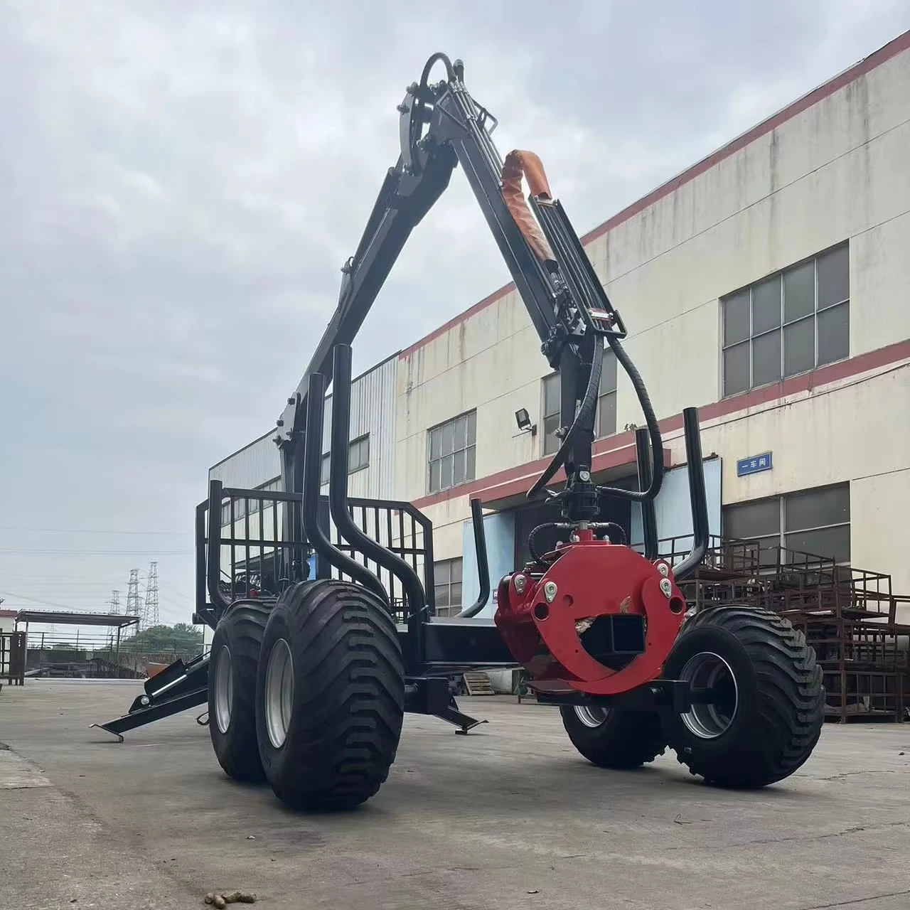 Anti-Skid Hydraulic Log Grapple Trailer Triple Reinforced Arm Countryside Logging Timber Collecting Transport Trailer（