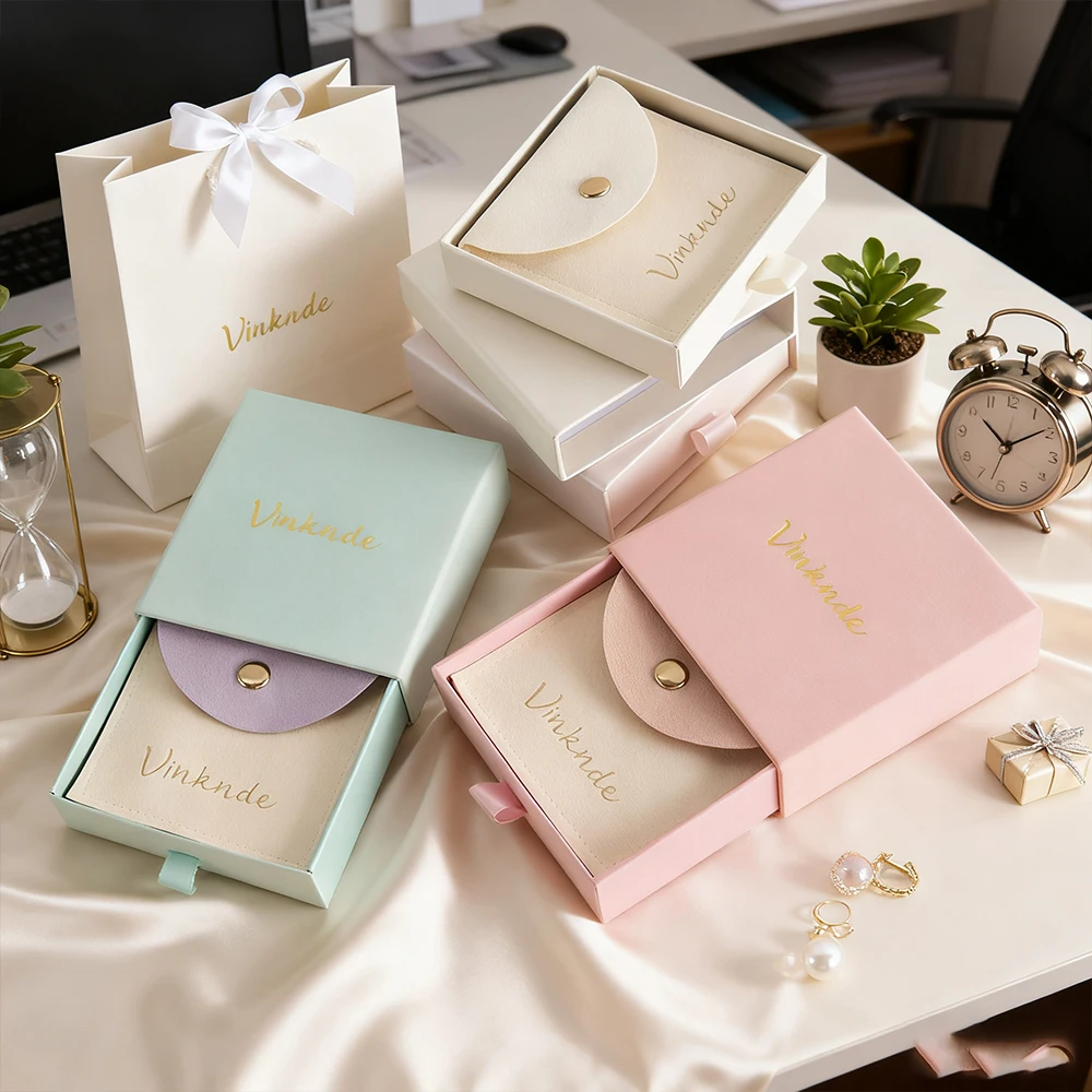 

Jewelry Storage Case Cardboard Drawer Box with Microfiber Velvet Snap Bag Personalization Logo Wedding Gift Ring Earrings Boxes