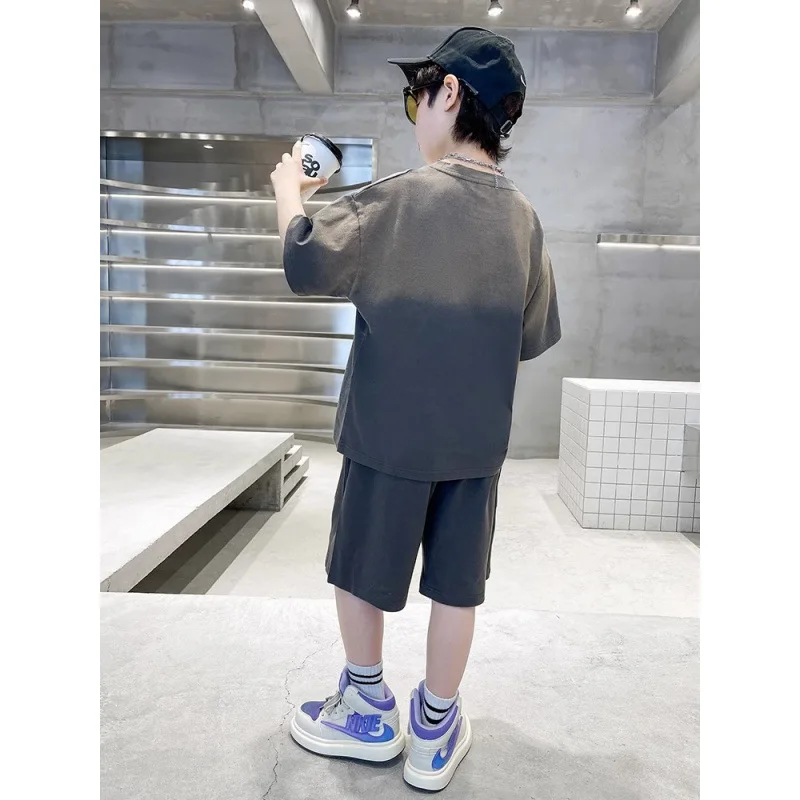 

Boys Summer Suit 2026 New Style Children's Short-Sleeved Handsome Streetwear Fashion Summer Two-Piece Outfit Set