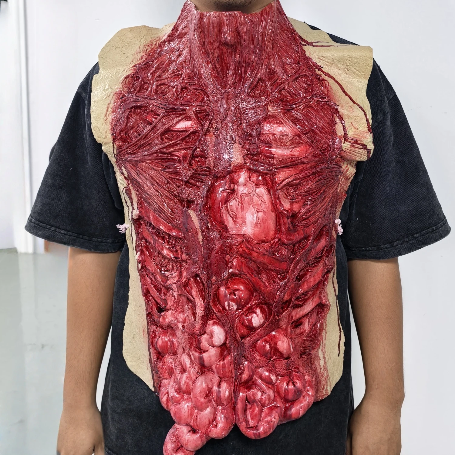 

Scary Zombie Bloody Chest Gut Torso Costume Fixture for Halloween Party Decoration Haunted House Role Play Belly Decoration