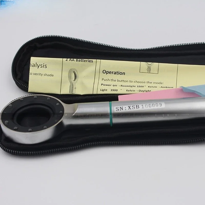 Dental cosmetic restoration three-color light LED colorimeter, dental, oral colorimetric light