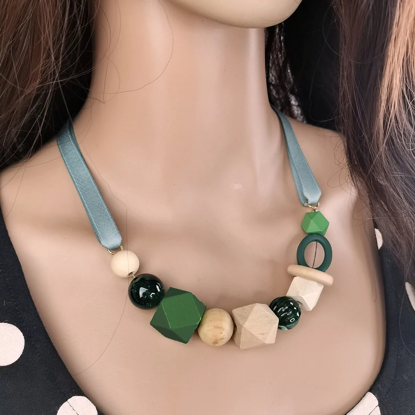 Women\'s Wood Beads Necklace for Women Geometric Wooden Beaded Necklaces & Pendants Statement Necklace New Fashion Jewelry NR037