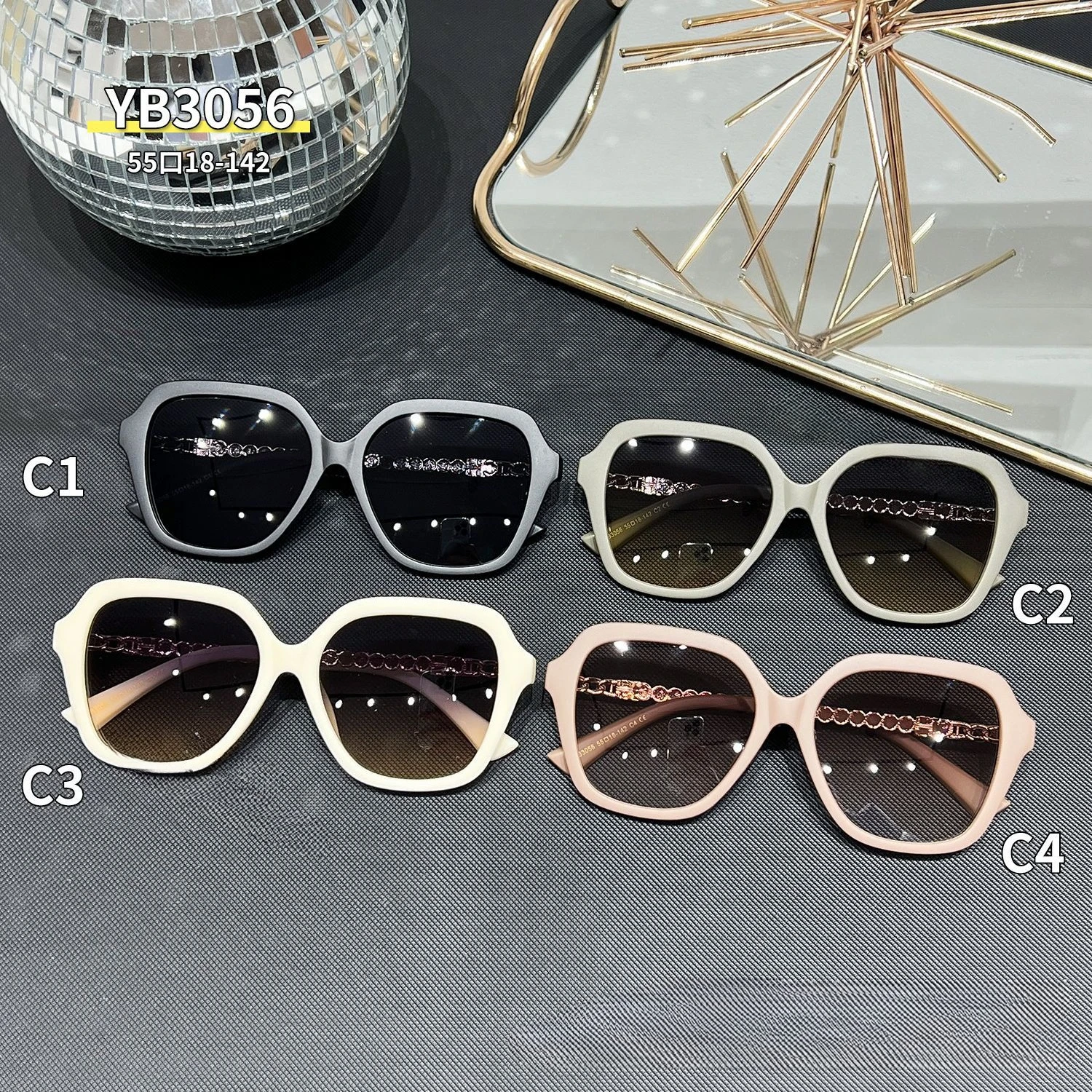 

2025 New Retro Trend Niche Fashion Sunglasses Women's Hollow Fashion Light Luxury Sunglasses UV-proof Advanced Glasses