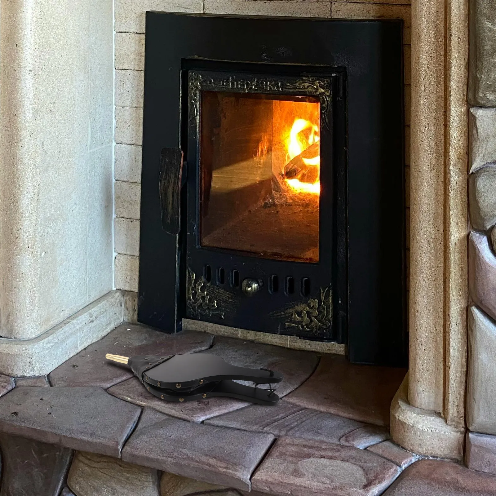 Vintage Style Manual Fireplace Bellows Wooden Body Metal Tip for Indoor Outdoor Fireplaces Wood Burners Campfire Bbq Air Flow