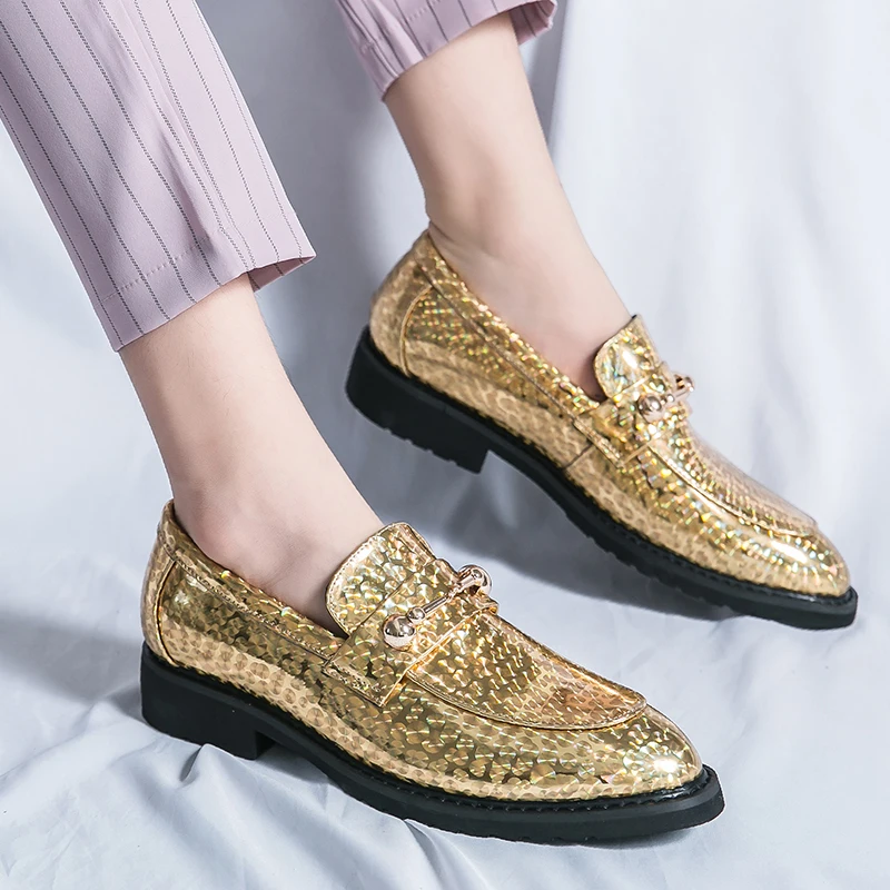 Luxury High Quality Gold Bright Glossy Pointed Loafers Men's Soft and Comfortable Men's Nightclub Thick Sole Casual Shoes Men