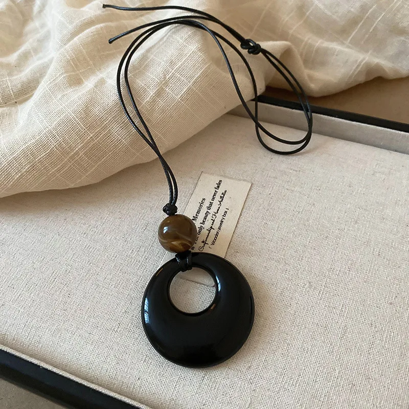 Disk Necklaces with pendant Synthetic leather Rope Geometry pendant necklace Cheap things