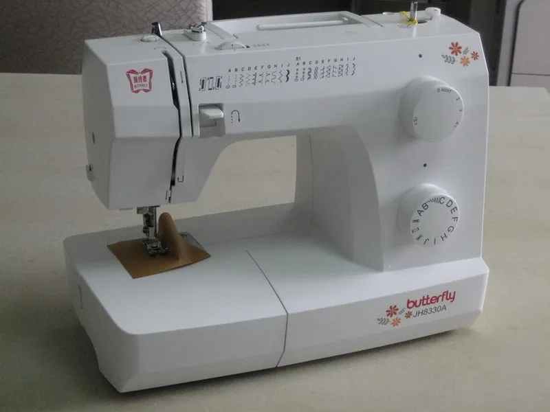 

Butterfly Brand Domestic Multifunctional Sewing Machine Jh8230a