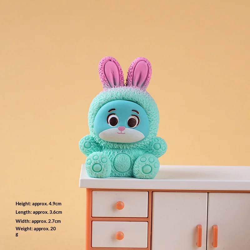 Novo mao gripe animal louco coelho policial resina caixa cega saco ornamento dos desenhos animados bonito desktop carro presente