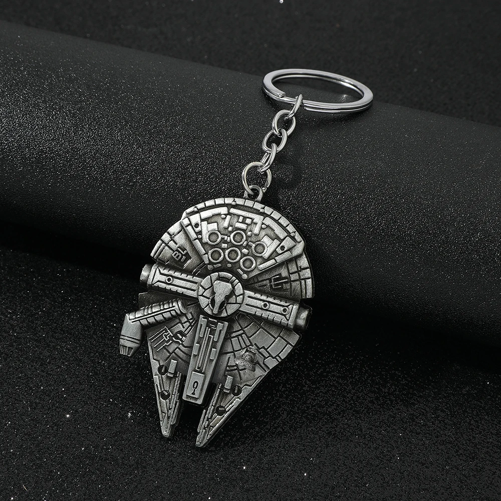 Vintage Film-Raumschiff Metall-Schlüsselanhänger Kreativer Charm-Anhänger Schlüsselring Rucksack Auto Schlüsselhalter Zubehör für Fans – Detail 5