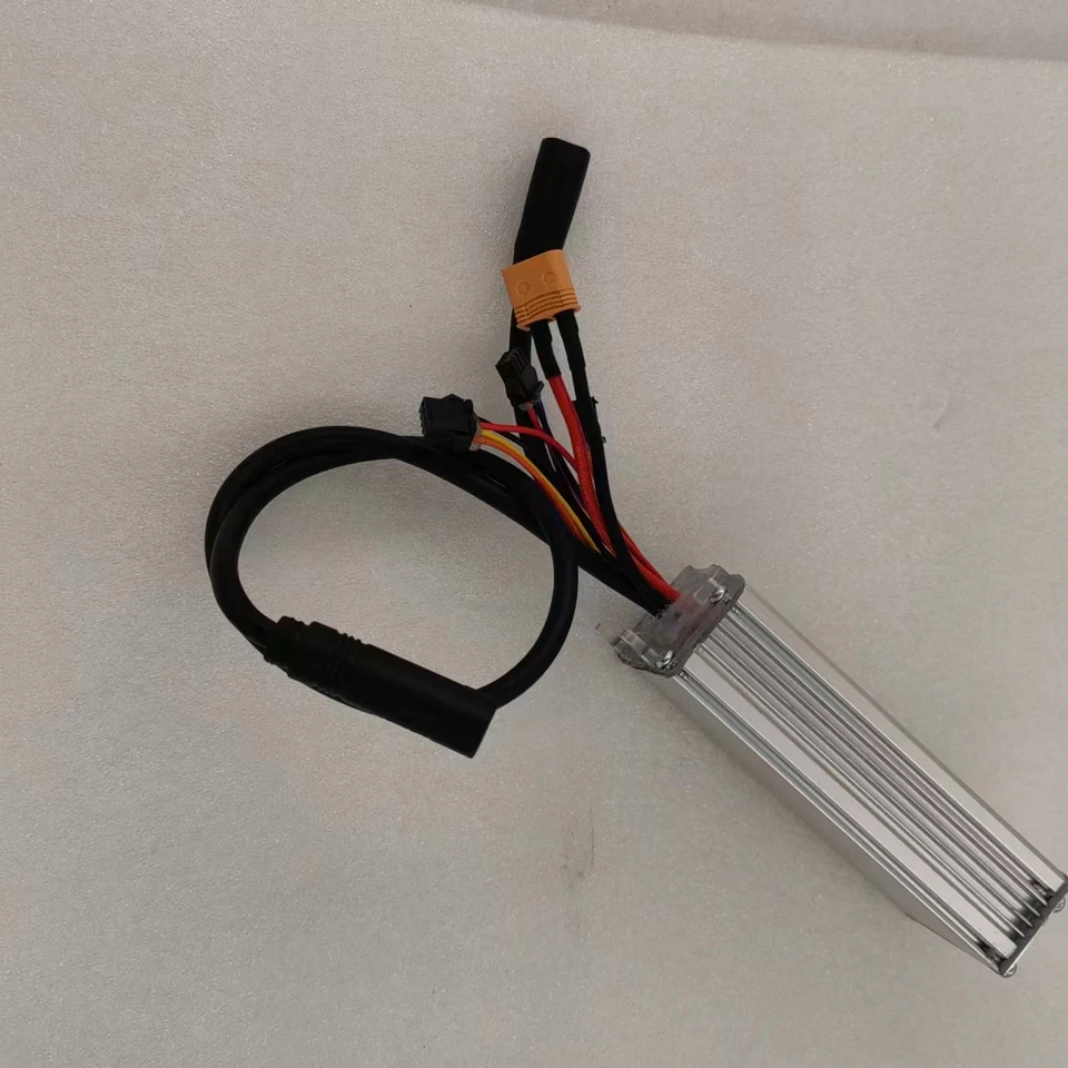 ◉J⑧1002 未使用電動自転車 モーターコントローラー ディスプレイ二個まとめ Secb48d2bca4d44a0be07907472177