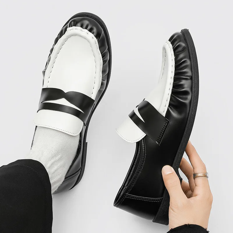 

Новые модные туфли с круглой головкой, мужские лоферы, деловая кожаная обувь, удобные повседневные туфли без шнуровки на плоской подошве для прогулок и вождения