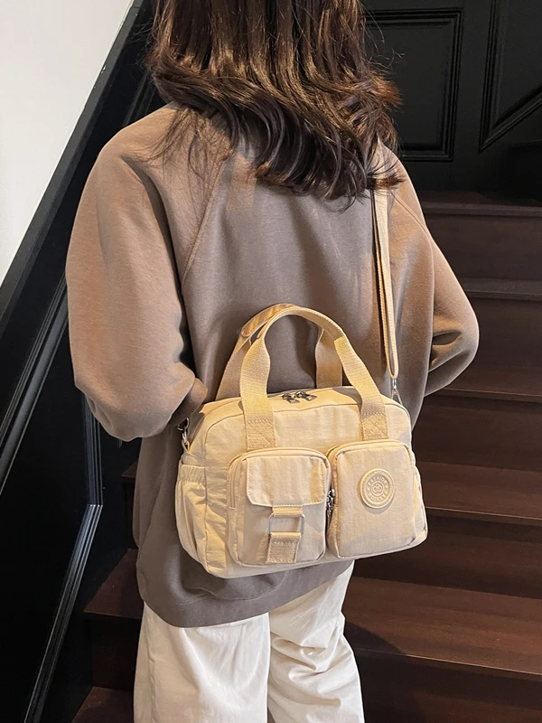 

2025 New Women's Large Capaci Nylon Canvas Handbag oulder Commuter Bapa Multi-ket Storage Bag Crossbody Bag
