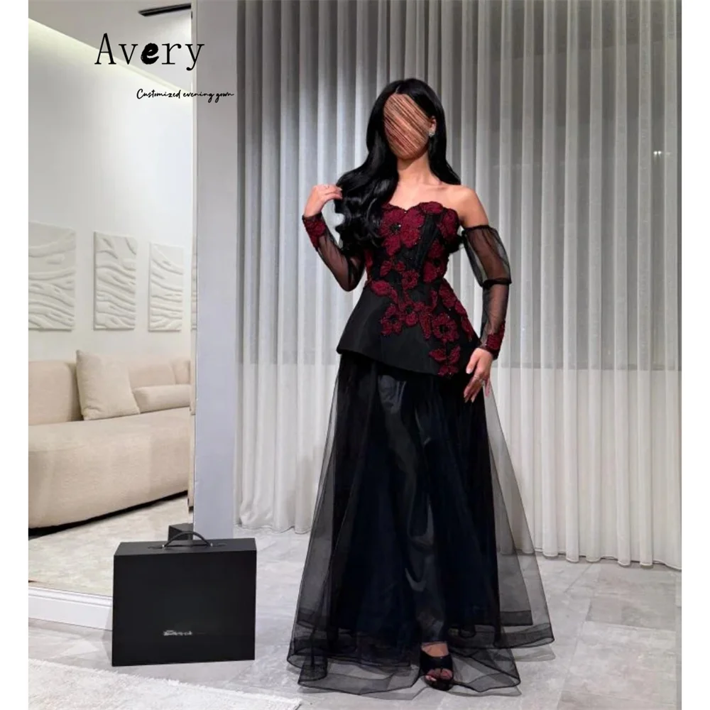 

Avery Custom Черный цветок контрастного цвета Кружевные вечерние платья Женское элегантное вечернее платье для женщин Роскошные женские вечерние платья