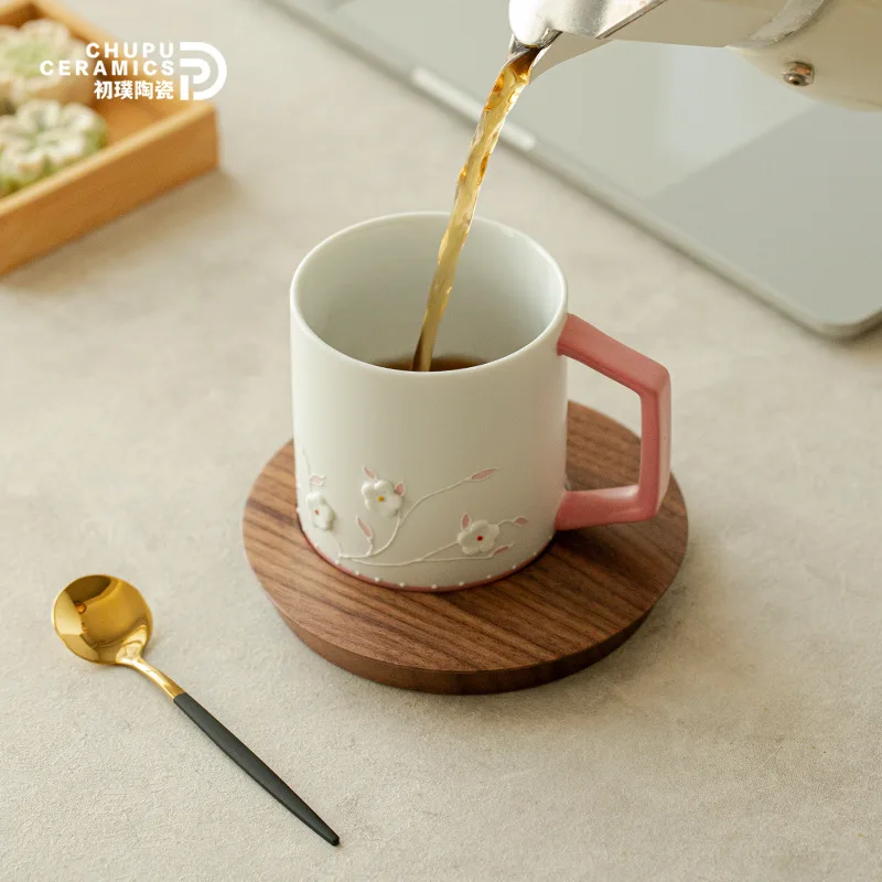 

LH hand-painted flower ceramic coffee cup niche relief household water cup high sense