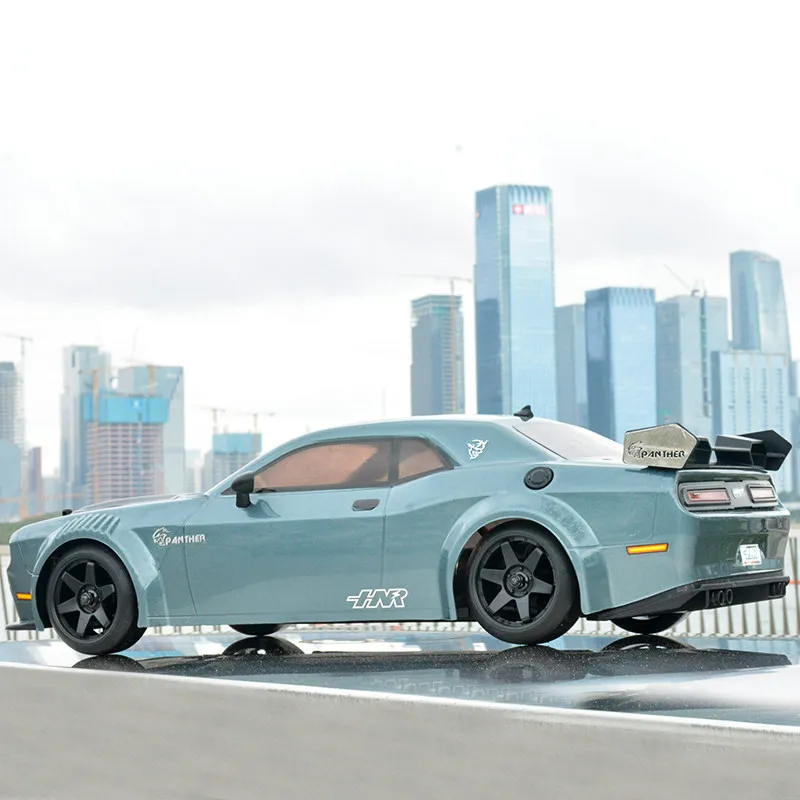 HNR H9802 1/10 Dodge SRT Hellcat RC télécommande modèle de voiture à dérive plate 4WD sans brosse