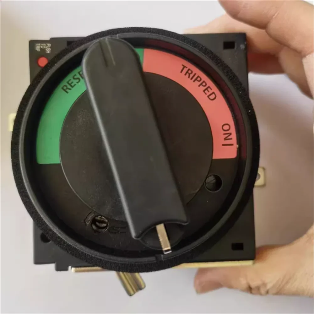 

Circuit Breaker Handle F-05SV F-1SV F-2SV For This