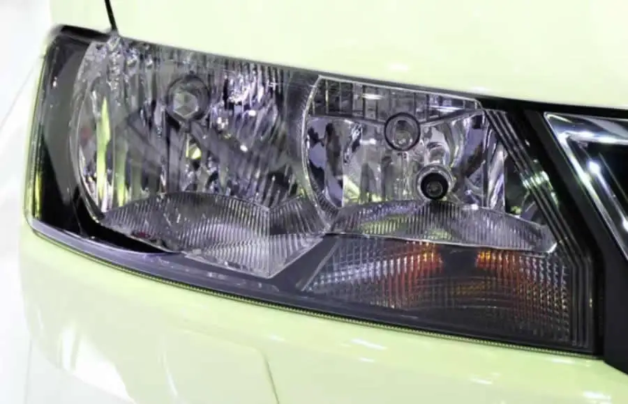For Skoda Rapid 2013 Overseas Version Headlight Cover Transparent Headlamp Shell Lens Replace Original Lampshade Plexiglass
