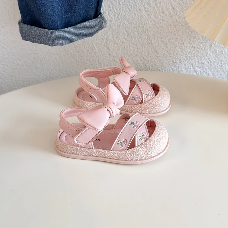 

Soft soled baby walking shoes summer style anti slip and anti kick baby princess shoes Velcro girls' sandals cute