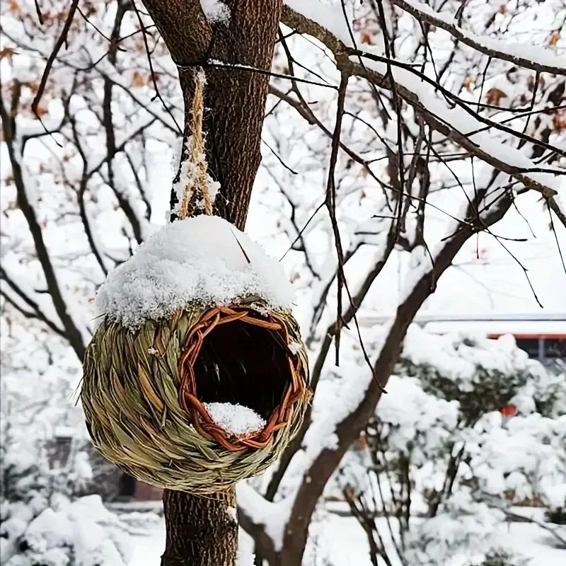 Hand-woven Hummingbird Bird Nest Houses Ball Shape Grass Weaving Hanging Hummingbird Nest House For Outdoor Garden Decor