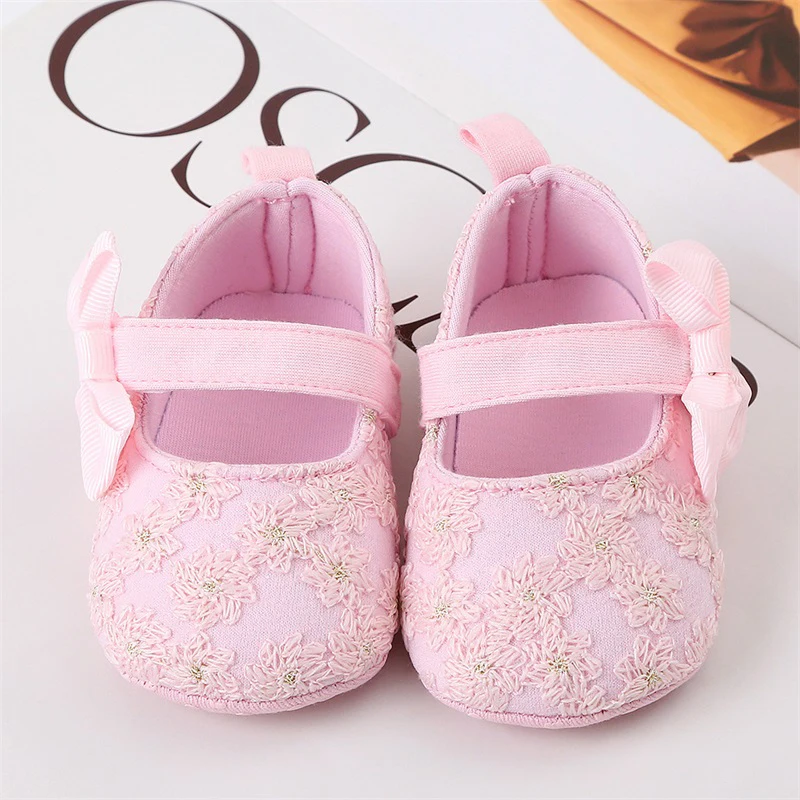 EWODOS Baby Girls Floral Lace Flats Shoes Soft Sole Non-slip Bowknot Princess Wedding Dress Walking Shoes for Newborn Infants