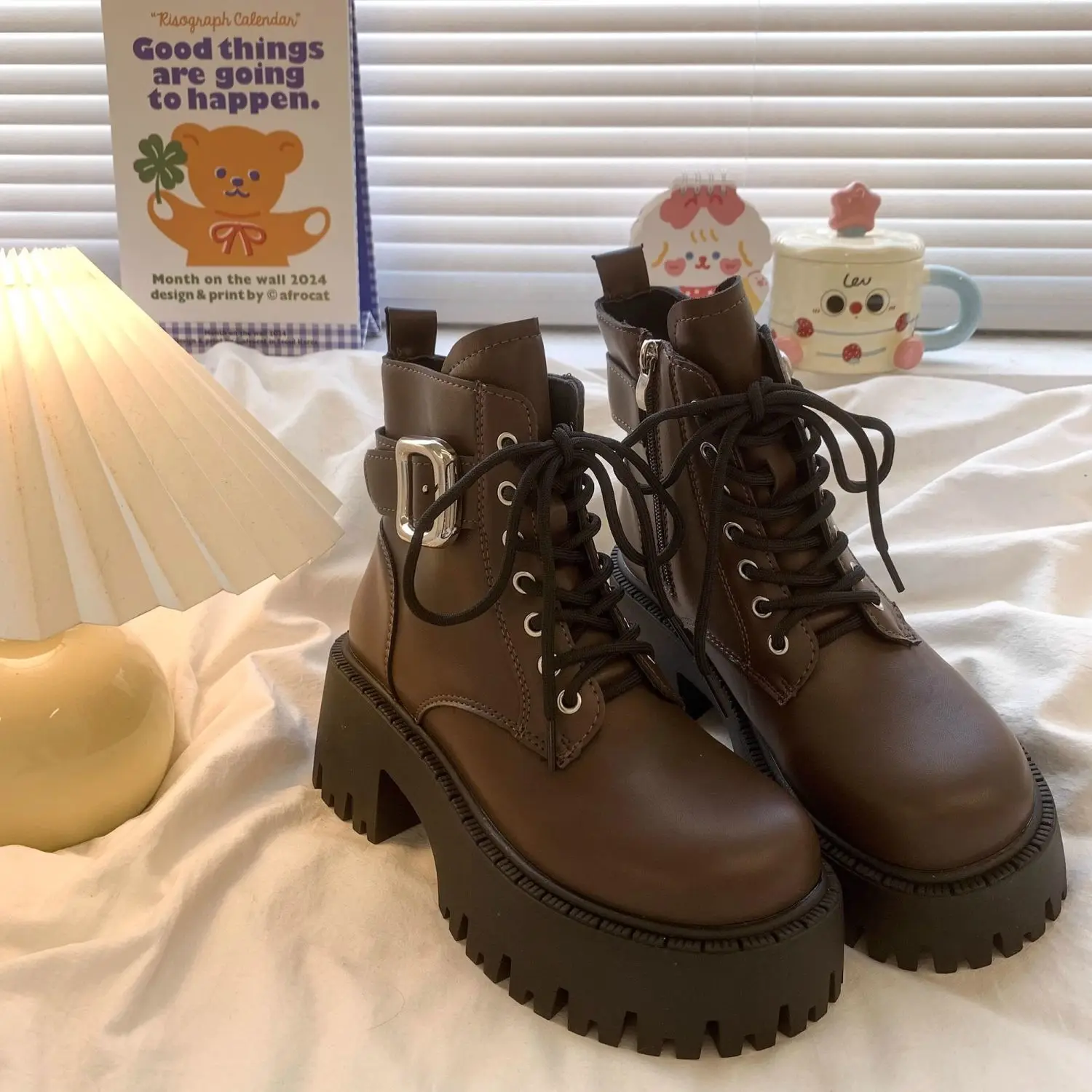 

Женские ботильоны с круглым носком, элегантные байкерские ботинки на среднем каблуке, готическая теплая обувь большого размера, шикарные женские короткие туфли из искусственной кожи