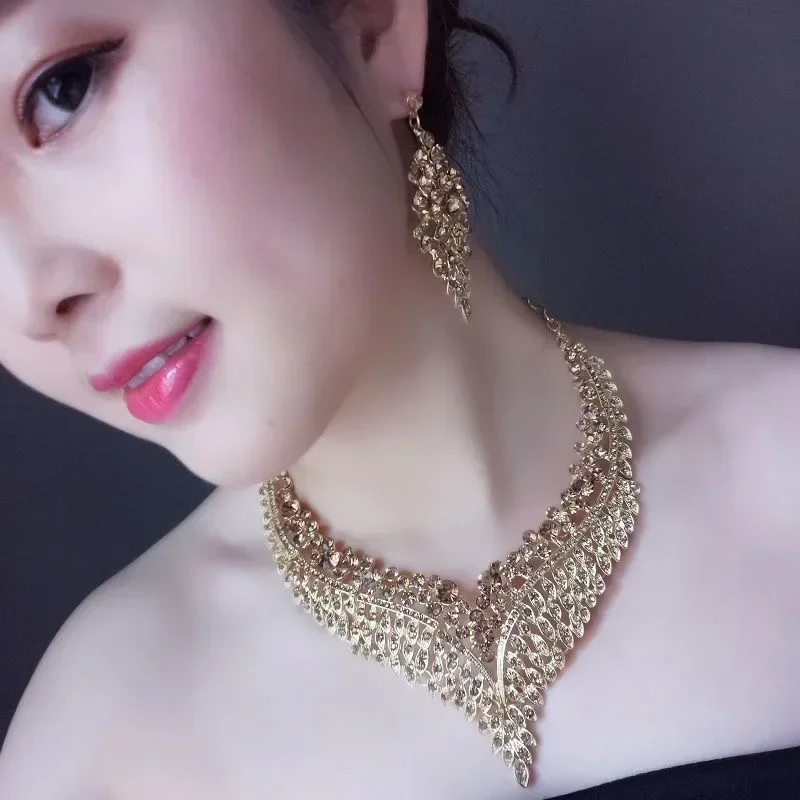 

Exquisite Vintage Full Crystal Jewel Short Necklace Earrings Set Court Colorful Leaf Clavicle Chain for Women Jewelry Gift