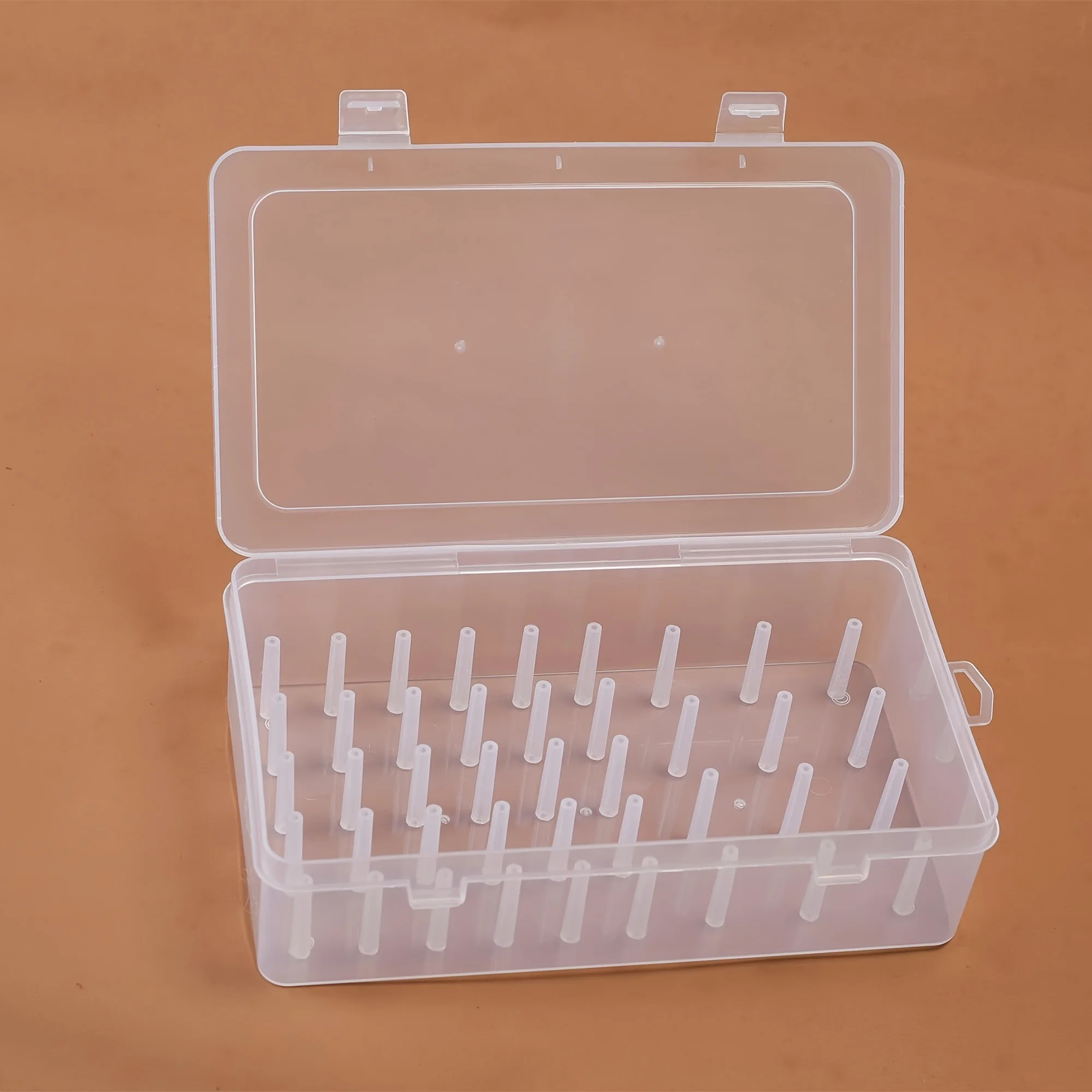 42 Spool Sewing Thread Sorting Box, Portable Large Capacity Needle and Thread Holder, Hand-Held Sewing Box
