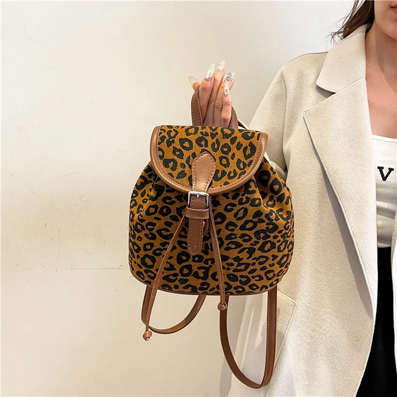 New Girls' Leopard Pattern Backpack High Quality Student School Bag Trend Drawstring Anti theft Design Women's Travel Bag Wallet