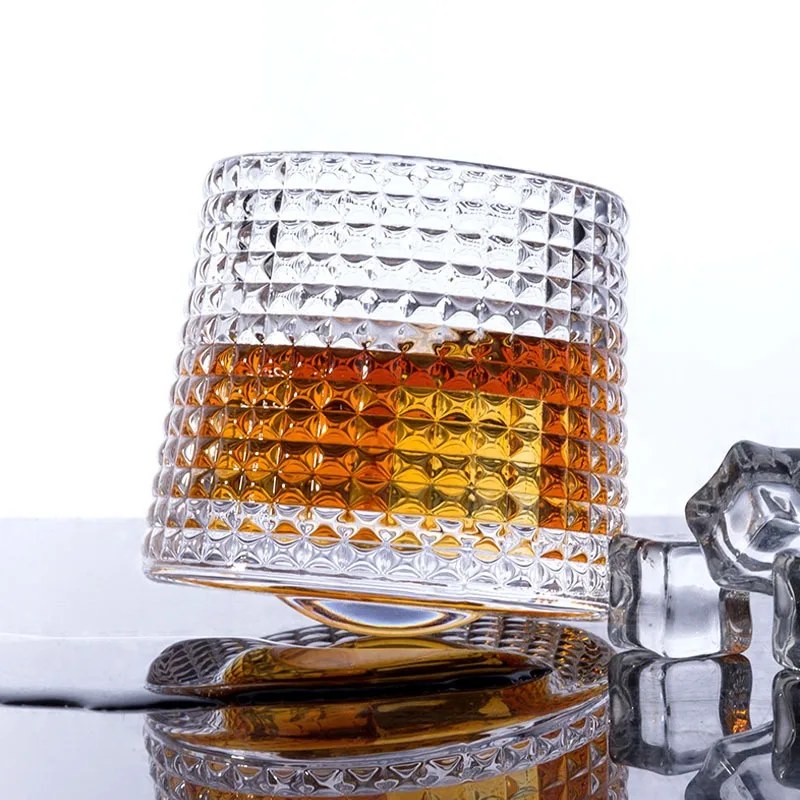Rotating Glass Tumbler Top Rotating Glass Bar Whiskey Glass Decompression Glass Foreign Wine Glass Water Glass