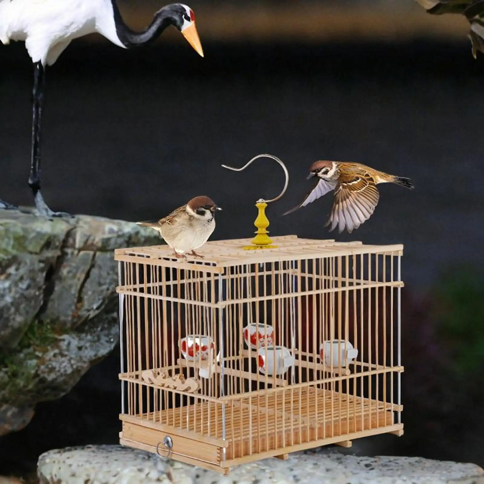 

Bird Cage Easy to Install Stand Cage, Hanging Wood Birds Nest House with Food Cup for Canary Lovebirds Travel Birds Pet Supplies