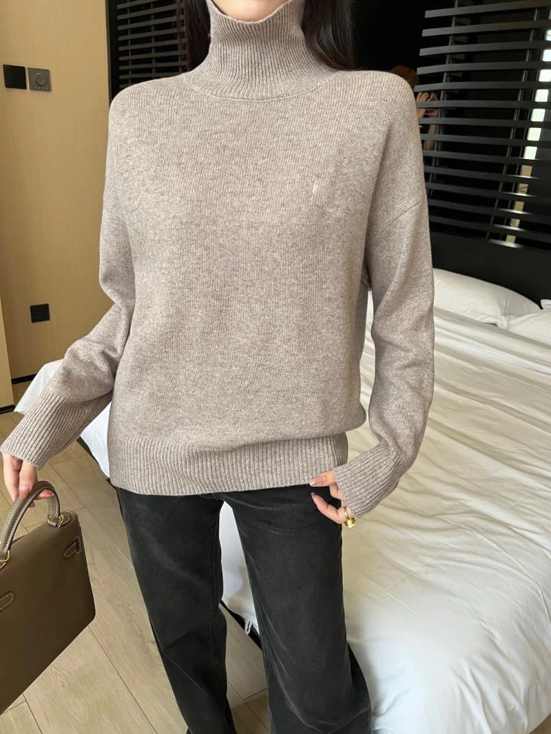 2024 Autumn/Winter New Women's Sweater Fashionable, Exquisite, Comfortable, Versatile High Collar Hooded Knitted Top