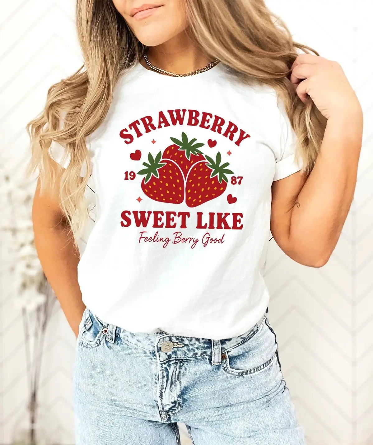 

Strawberry 1987 Sweet Like Feeling Berry Good Graphic Tee Cotton Vintage Cute Fruit Oversize Women T-Shirt Short Sleeves
