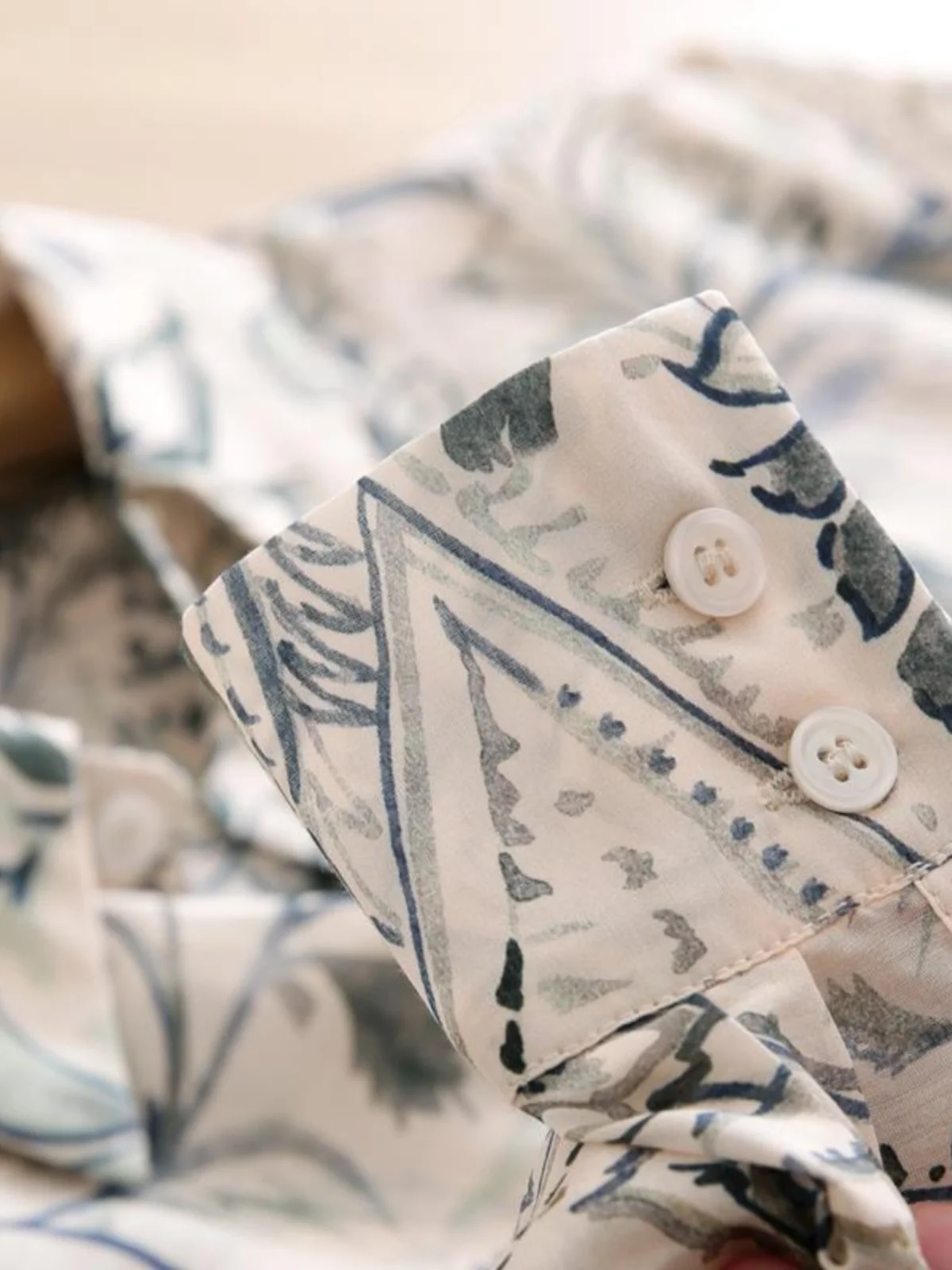 

Свободный крой с принтом irt, корейская одежда для поездок на работу, женская одежда премиум-класса, длинный воротник-свеч, пуговицы, полиэстер