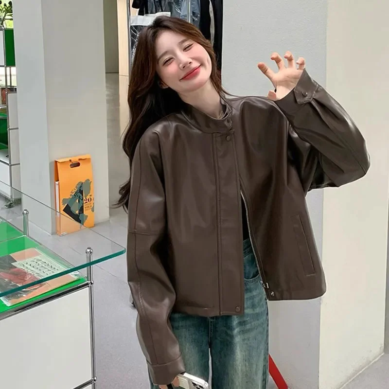 Kaffeefarbene kleine Lederjacke für Damen, 2025, Frühling und Herbst, neue High-End-Feeling-Straße, kleine Motorradjacke