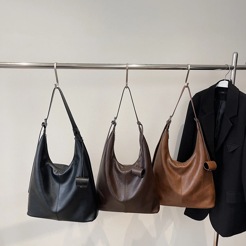 Light Luxury Versatile Solid PU Half Moon Shoulder Bags for Women 2026 High Quality Sense of Luxury Popularity Crossbody Bags