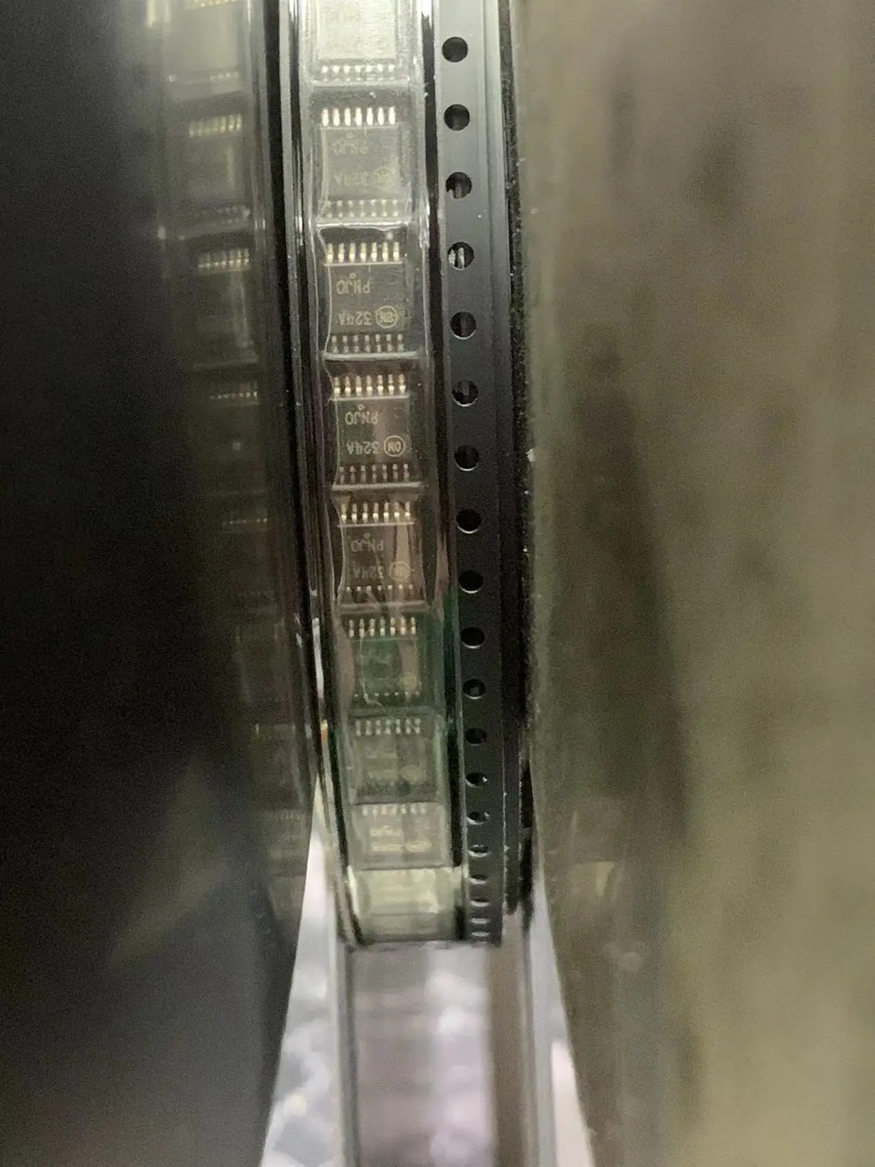 LM324ADTBR2G (1 Stück) Stücklistenanpassung / One-Stop-Chipkauf Original