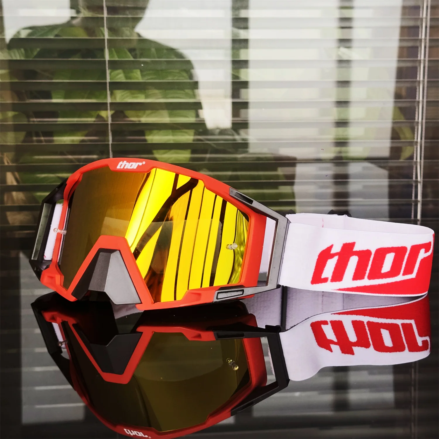 Professional Motocross Goggles, HD Vision Wind‑Dust‑Proof UV400 for Rally Racing, Off‑Road, Cycling, Skiing & Outdoor Sports