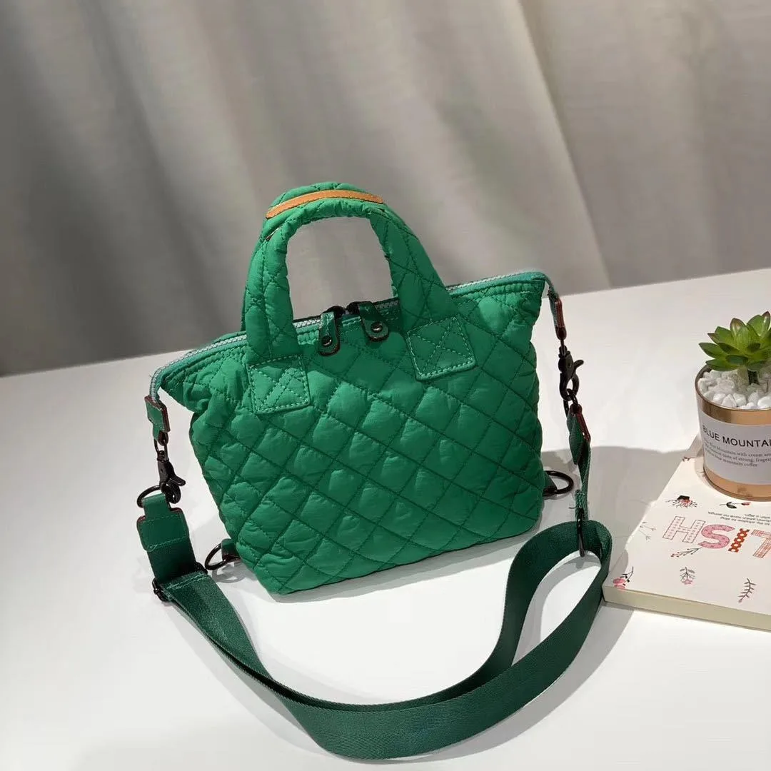 Fashion Lingge Quilted Women Shoulder Bags Padded Lady Handbags Casual Nylon Down Cotton Crossbody Bag Small Tote Puffer Bag2024