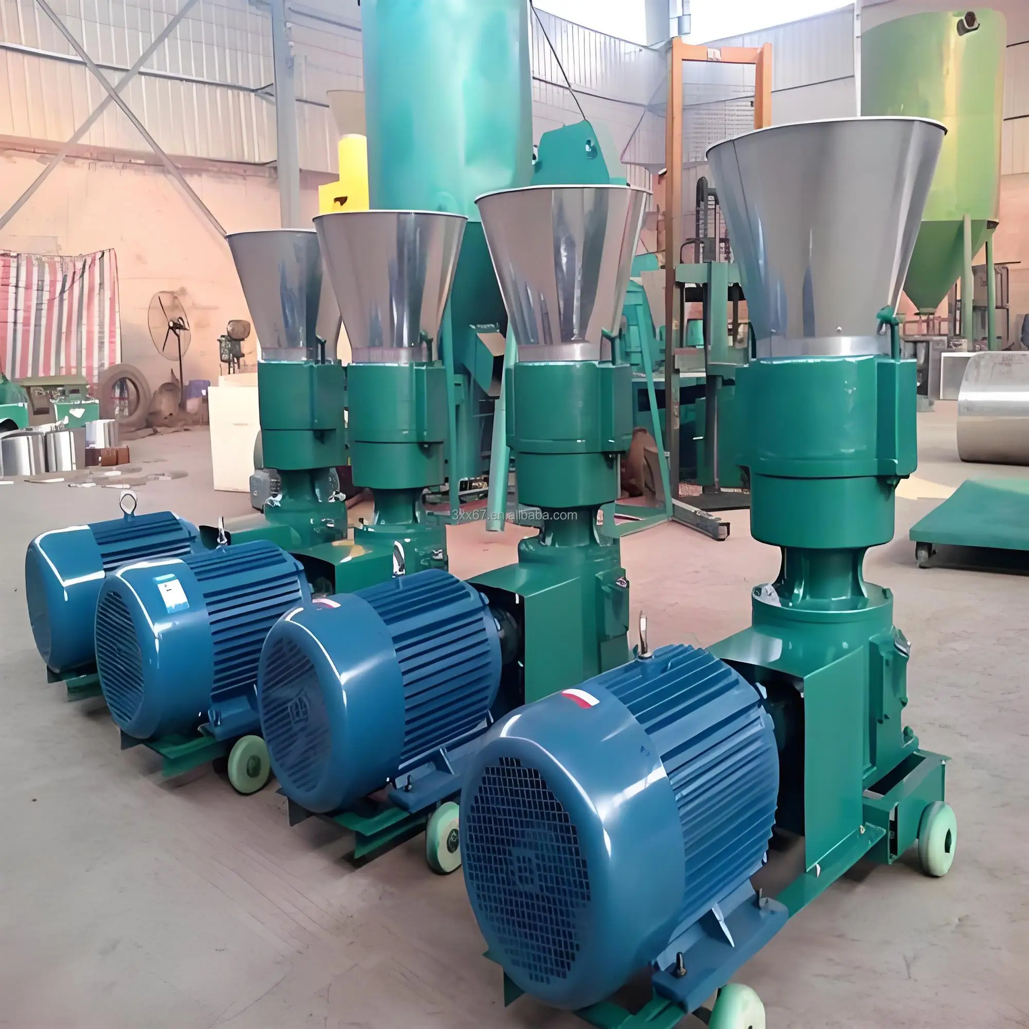 Wood pellet processing machine