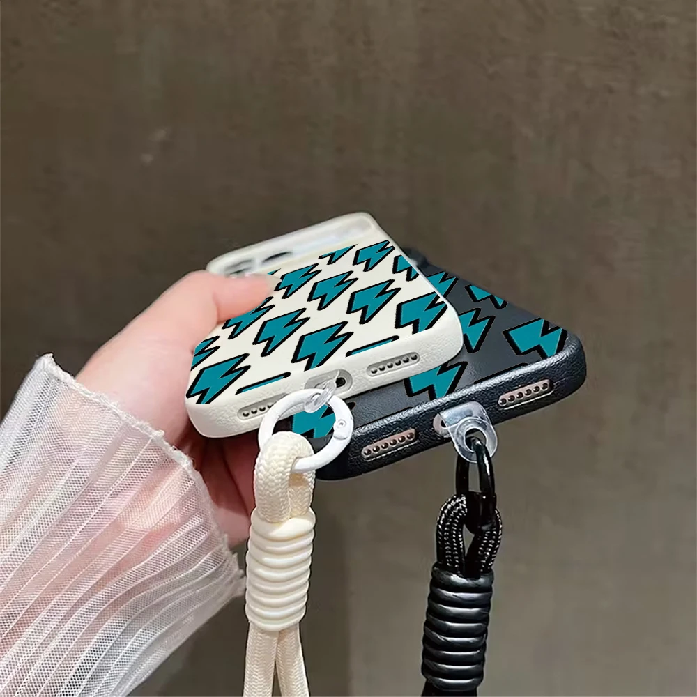 Coole blaue Cartoon-Blitz-Bonbonfarben-Hülle mit Litschi-Muster für iPhone 17 Air 16 15 14 13 12 11 Pro Max Plus mit Lanyard-Abdeckung – Detail 6