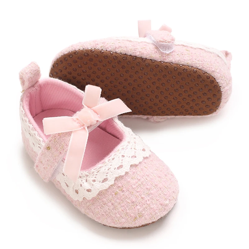 Zapatos de bebé de 0 a 18 meses, bonitos zapatos de princesa para interiores, suela blanda, antideslizantes, bonitos zapatos de bebé simples y generosos a la moda