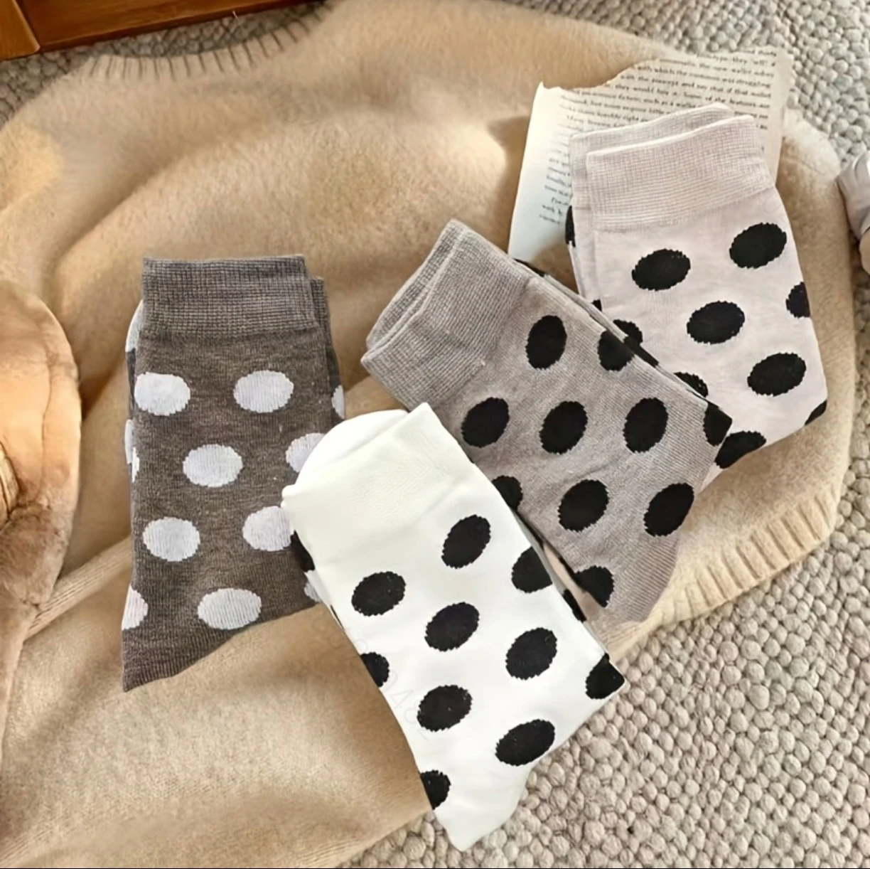 

Versatile and fashionable polka dot socks for women, mid length socks for women, casual socks for women