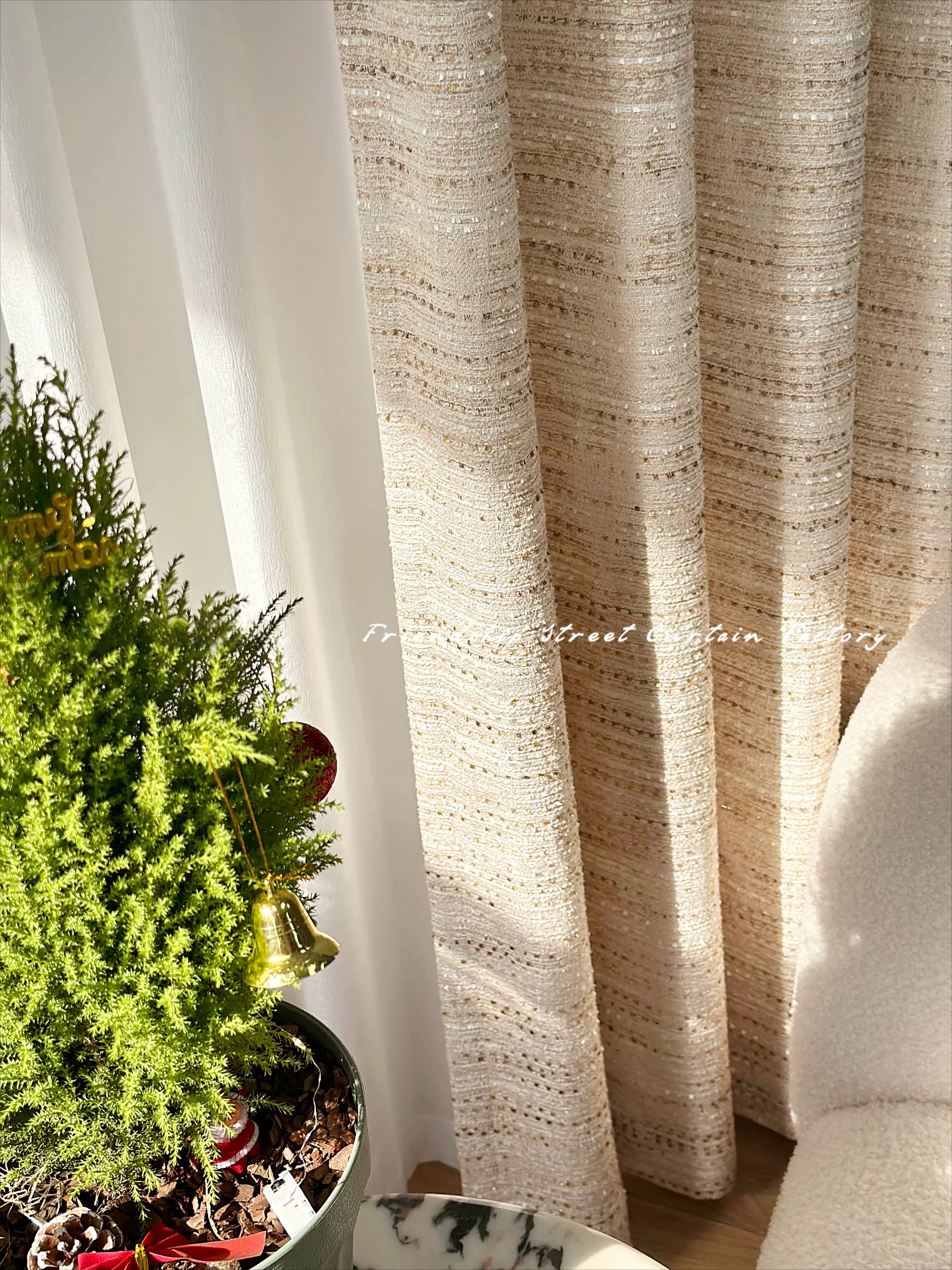 New Horizontal Texture Gradient Beige Jacquard Thickened Curtains for Living Room Bedroom French Window Partition Curtain