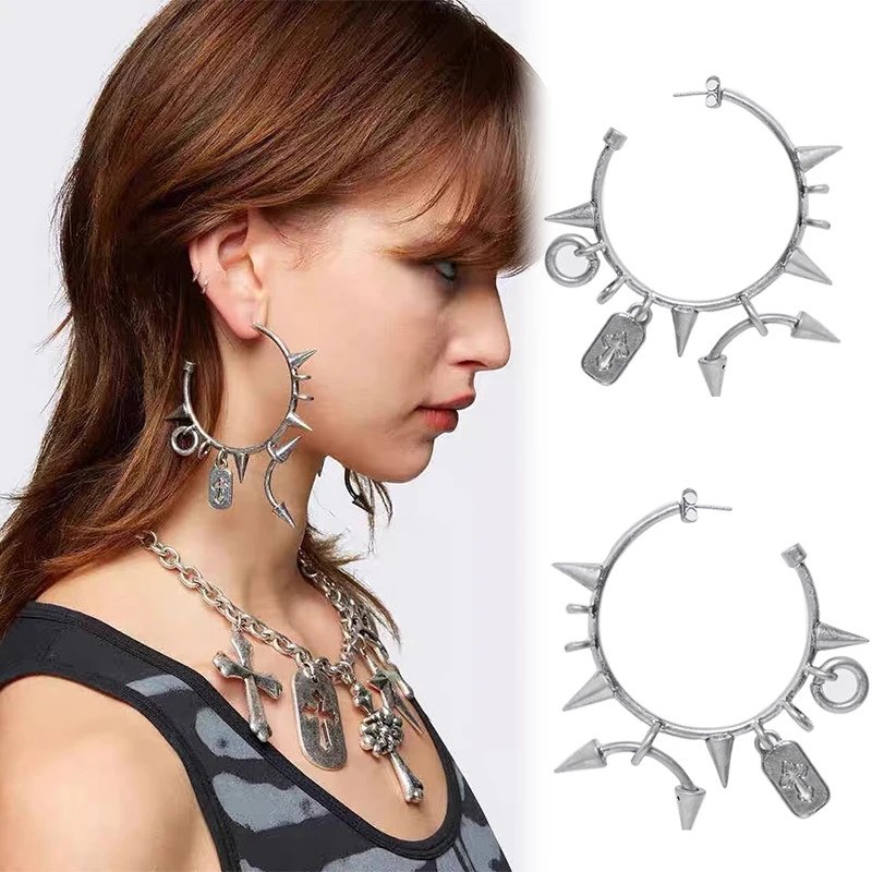 

ZHUHE Thorn Ear Loops New Gothic Style For Women And Men Jewelry Accessories Party Gifts