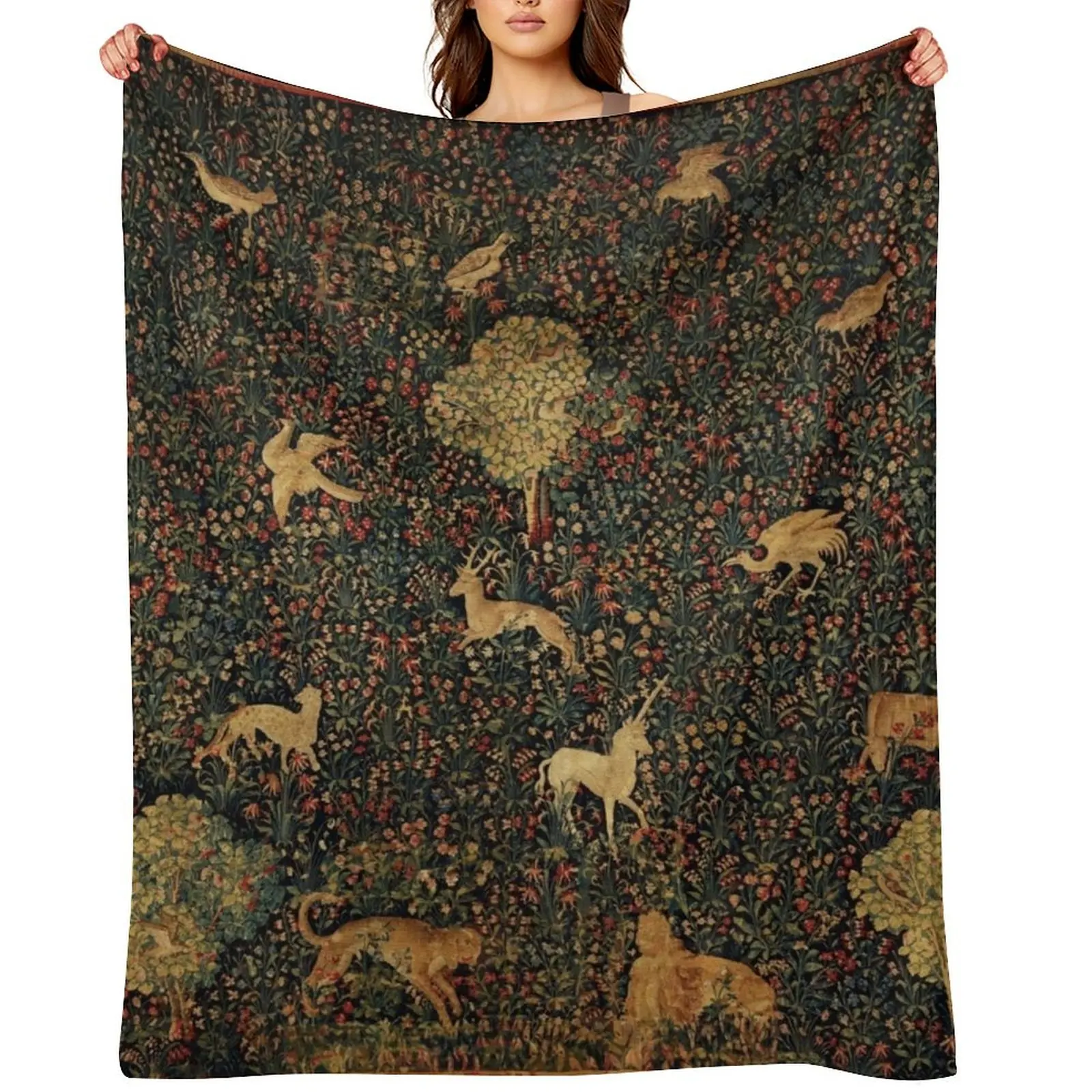 

UNICORN AND MEDIEVAL BESTIARY Millefleurs Red Green Floral Tapestry ,Forest Animals, Throw Blanket Kid'S Summer anime Blankets
